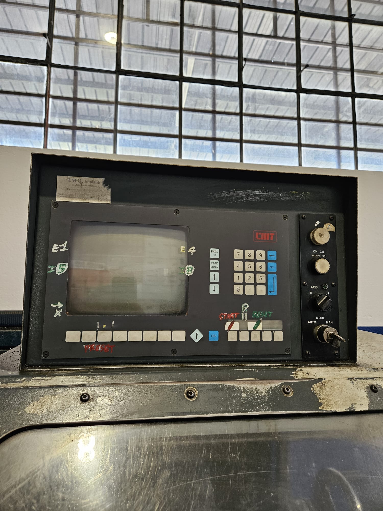 URSUS 250  1995